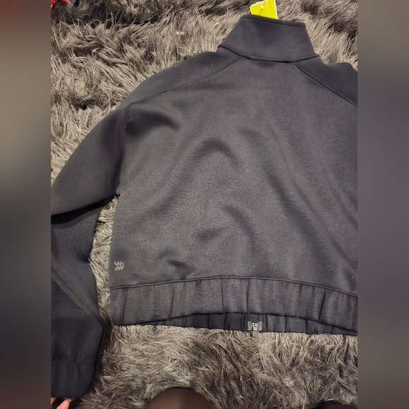 NWT All In Motion Black Zip-Up Track Jacket Softstreme Material Medium Sport - Picture 5 of 6